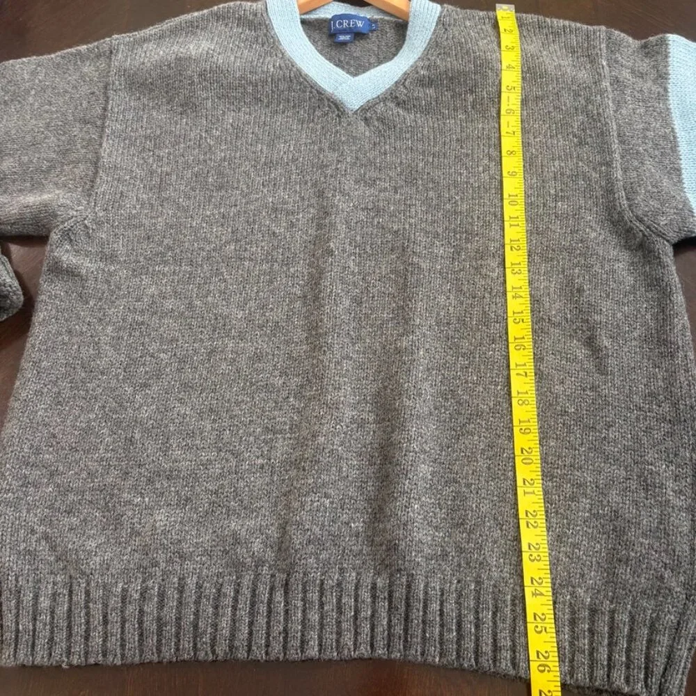 J. Crew Vintage 90s Mens Wool Sweater LT Gray Blue Trim Striped Sleeve Hong Kong